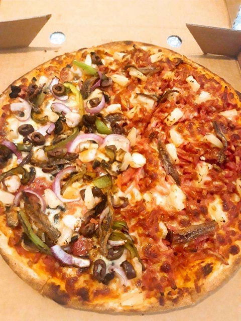 The Gates Pizza And Kitchen - Accommodation QLD 0