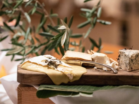 Clovely Estate City Cellar Door - Accommodation QLD 1