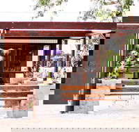 Vineyard Road Cellar Door - Accommodation QLD