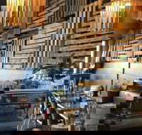 The Crossing Cafe - Accommodation QLD