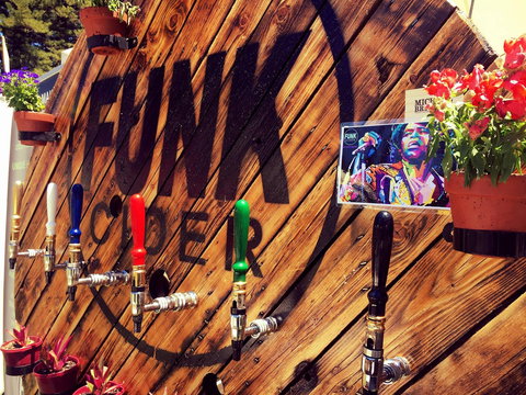 Funk Cider - Accommodation QLD 0