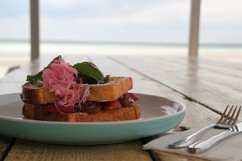 North Beach Kitchen - Accommodation QLD 1
