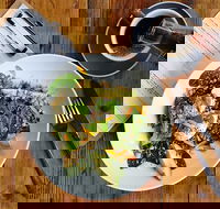 Moto Bean Coffee Roasters - Accommodation QLD