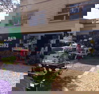 Darley Street Depot - Accommodation QLD