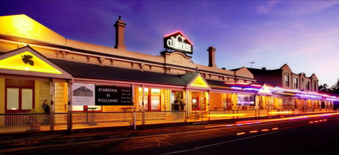 The Clubhouse - Accommodation QLD 2