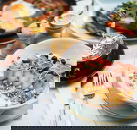 Birds of a Feather - Accommodation QLD