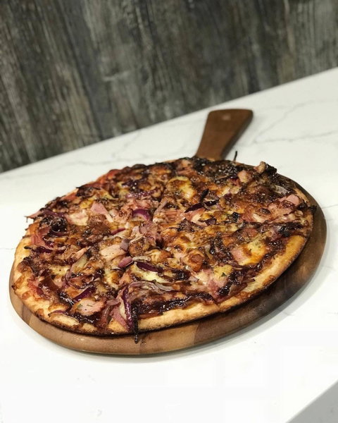 EJZ Pizza - Accommodation QLD 0