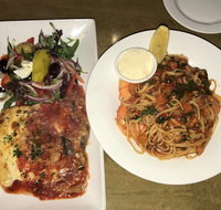 Spartan Grill - Gladstone Hotel - Accommodation QLD