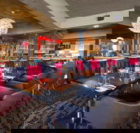 The Saint George Hotel - Accommodation QLD