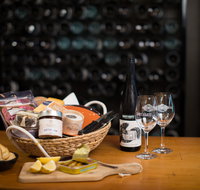 Shut the Gate Wines - Accommodation QLD