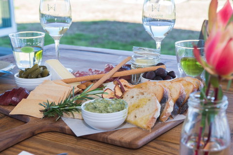 Artwine Cellar Door - Accommodation QLD 2