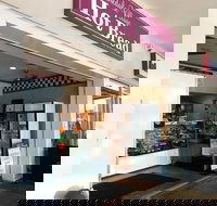 Rochedale Village Hot Bread - Accommodation QLD