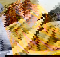 Chicken Treat - Kardinya - Accommodation QLD