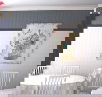 Dinmore Cottage - Accommodation QLD