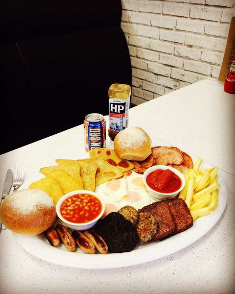 The Frying Scotsman - Accommodation QLD 0