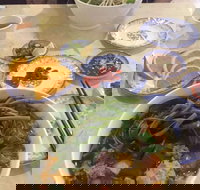 Tra Vinh - Girrawheen - Accommodation QLD