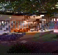 Bad Apples Bar - Accommodation QLD