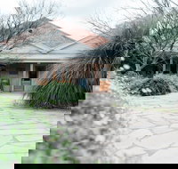 Baileys of Glenrowan - Accommodation QLD