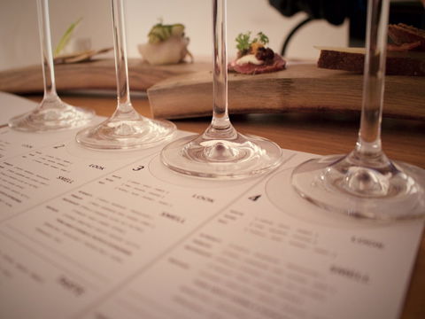 Banter Wine Co - Accommodation QLD 1