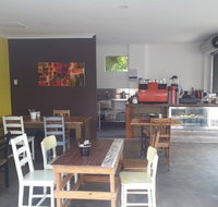 Carport Cafe - Accommodation QLD