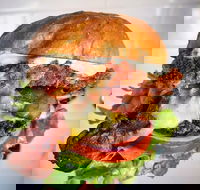 Suzie Dukes - Accommodation QLD