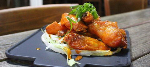 Magnums Bistro - Accommodation QLD 0
