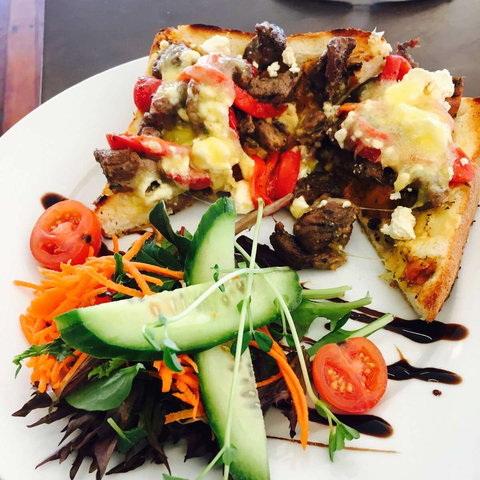 The Cherry Tree Coffee & Dining - Accommodation QLD 0