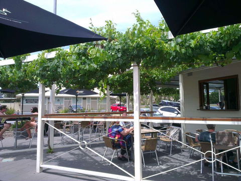 The George Harcourt Inn - Accommodation QLD 0
