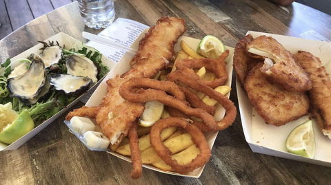 Windsor Seafoods - Accommodation QLD 0