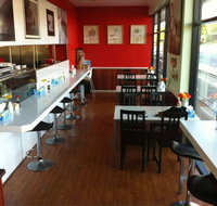 Zushi California - Accommodation QLD