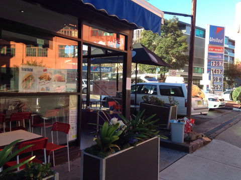 P & L Cafe - Accommodation QLD 0