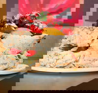 Manolas Bros Delicatessen - Accommodation QLD