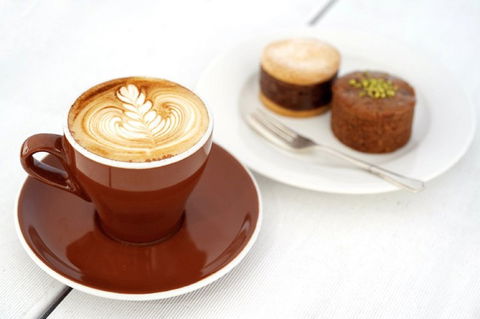 R Coffee Co - Accommodation QLD 0