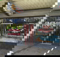 Salt 'N' Vinegar Fish And Chips - Accommodation QLD