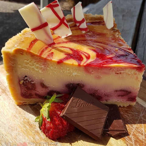 Marks Quality Cakes - Accommodation QLD 0