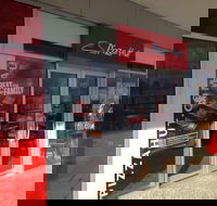 Pizza Hut - Accommodation QLD