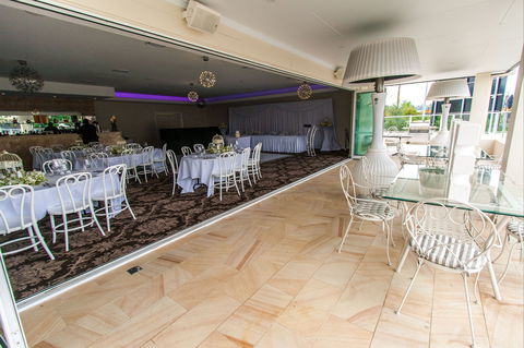 Allure Restaurant - Accommodation QLD 1
