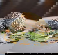 Collegians Balgownie - Accommodation QLD