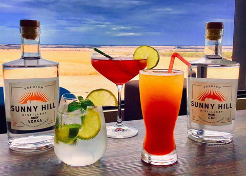 Sunny Hill Distillery - Accommodation QLD 0