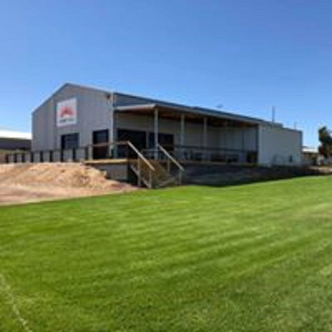 Sunny Hill Distillery - Accommodation QLD 2