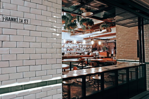 Public Bar - Accommodation QLD 0