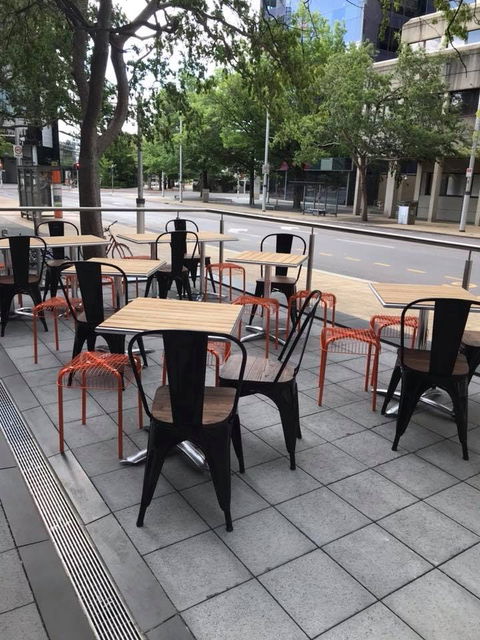 The Black Footed Pig - Accommodation QLD 0