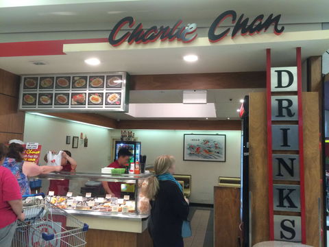 La Capanna Pizzeria - Accommodation QLD 0