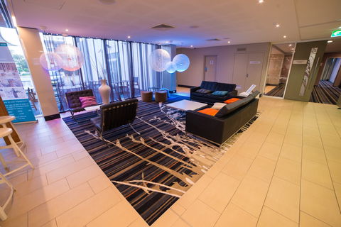 Q Cafe - Accommodation QLD 2