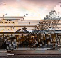 The Rising Sun Hotel Auburn - Accommodation QLD