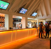 Howl At The Moon - Accommodation QLD