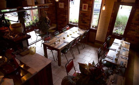 Percy's Aeroplane Cafe - Accommodation QLD 11