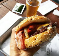 Grand Trailer Park Taverna - Accommodation QLD