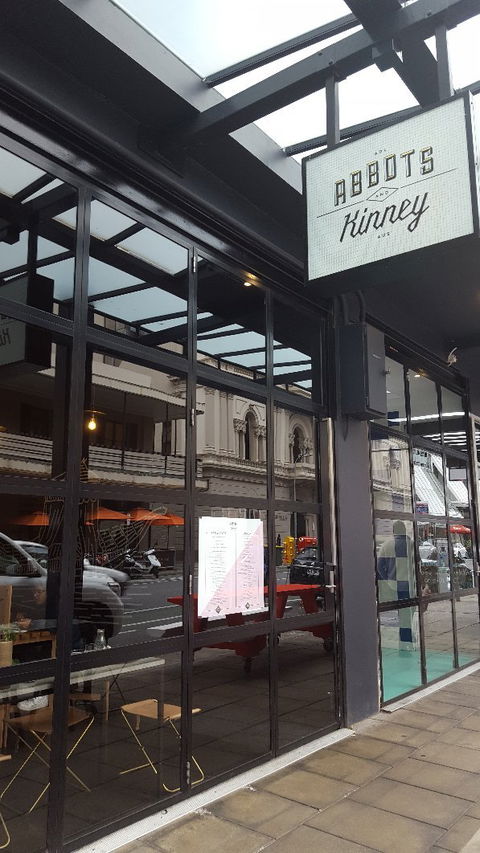 Abbots And Kinney - Accommodation QLD 1