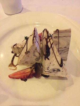 House Of Chow - Accommodation QLD 0